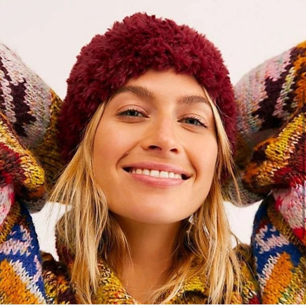 Free People Fuzzy Beanie Hat New